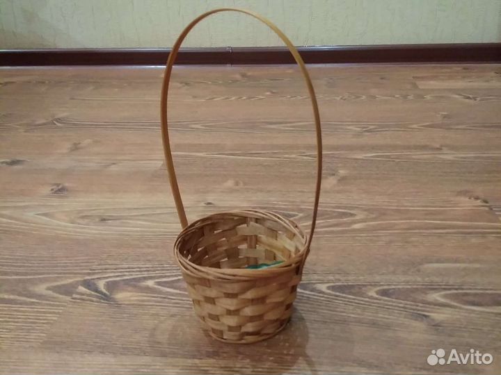 Корзина плетеная