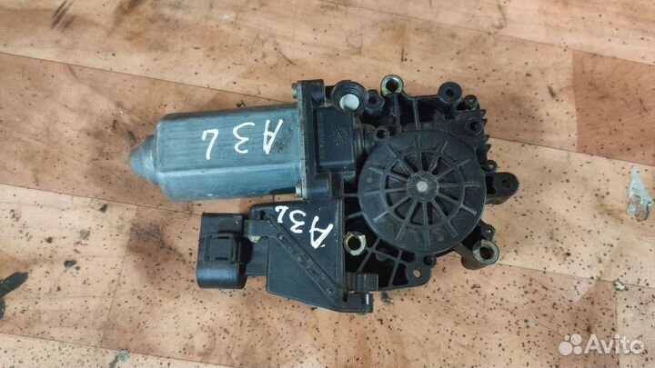 Моторчик стеклоподьемника Audi A3 8L1 Ауди А3