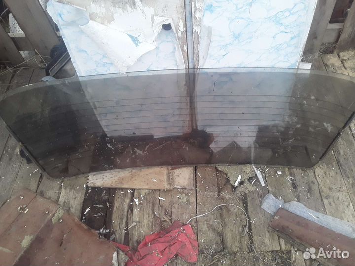 Стекло задняя на ваз 2106