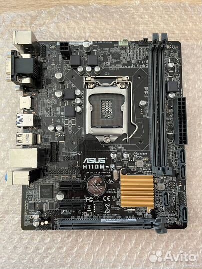 Материнская плата с процессором и памятью