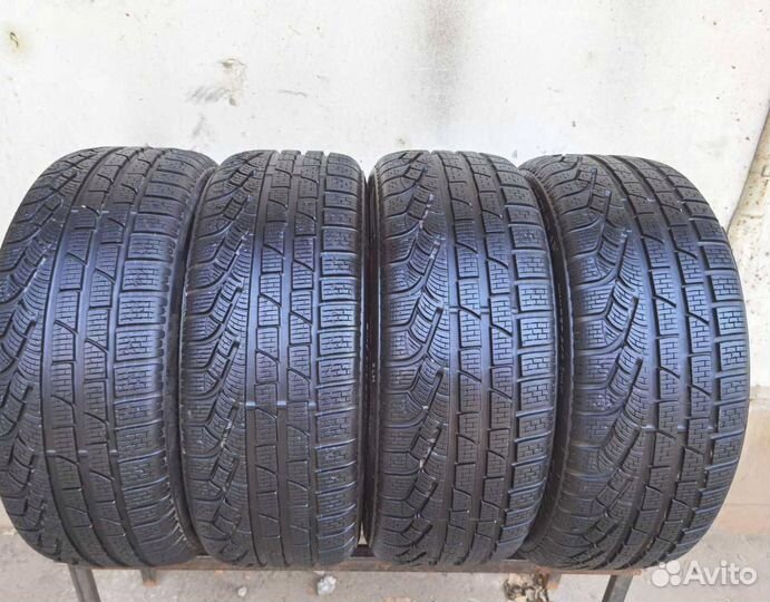Pirelli Winter Sottozero 240 Serie II 225/45 R18 88H