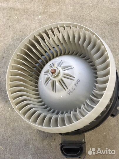 Моторчик печки Toyota 4Runner (2470)