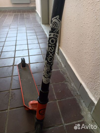 Трюковой самокат oxelo