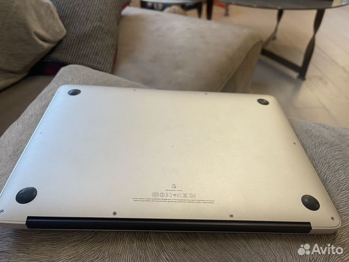 Apple MacBook Air A1369