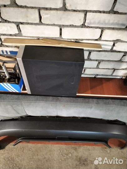 Задний бампер (юбка) lexus NX-200T