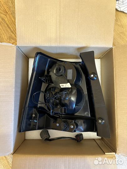 Фонарь задний правый Freelander 2 новый