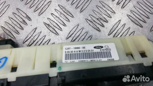 Блок управления печки и климат-контроля ford focus