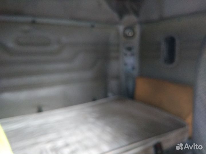 Freightliner Columbia, 2002