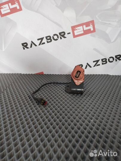 Выключатель массы (контактор) DAF XF 105 2008