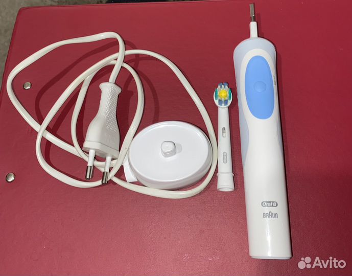 Электрическая зубная щетка oral-b, Braun