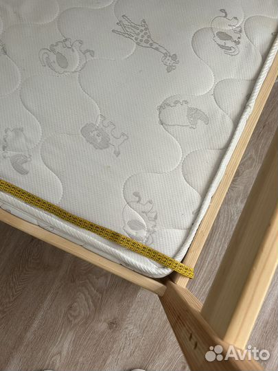 Детская кровать из массива дерева