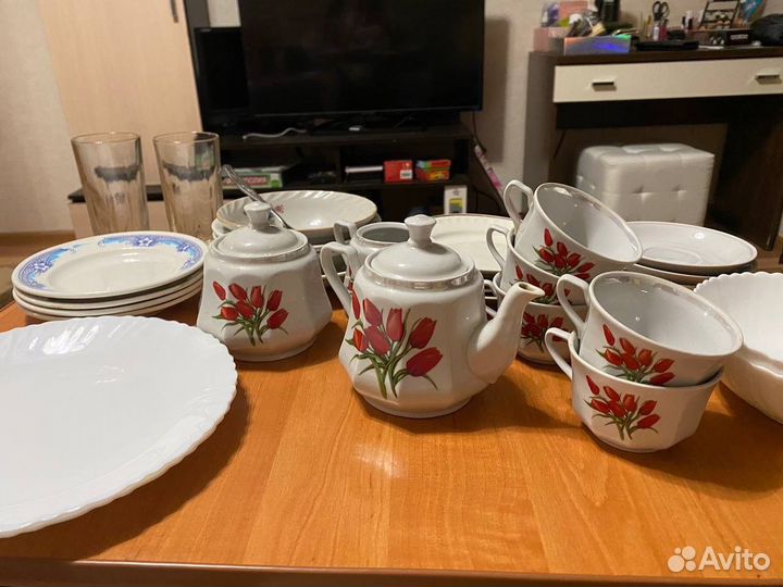 Гора посуды