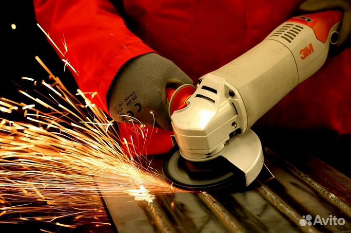 Помощник сварщика