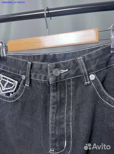 Штаны True Religion на руках (Арт.30872)