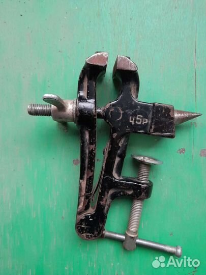 Тиски малые СССР