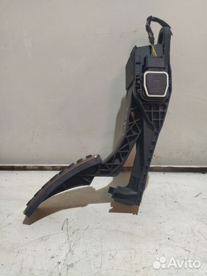 Педаль газа mercedes W164/251