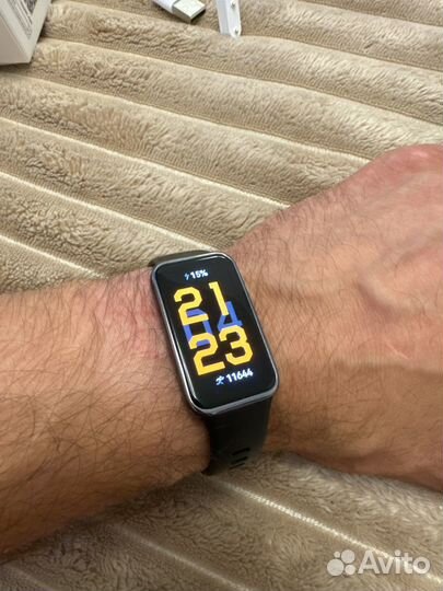 Фитнес-браслет Huawei Band 9