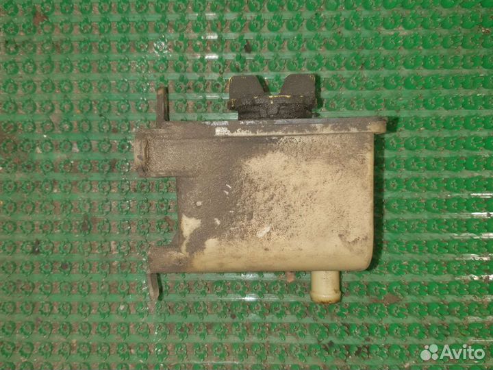 Бачок Гур Додж Караван 3 Крайслер Вояджер