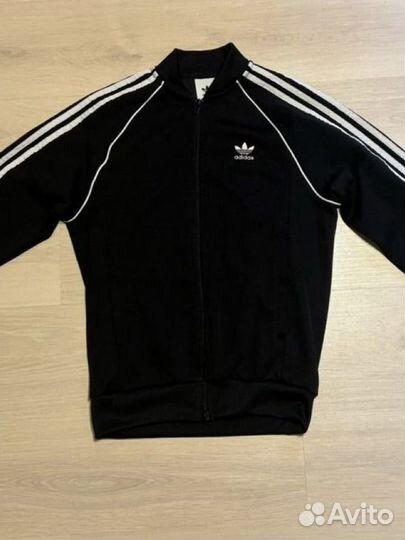 Спортивная кофта adidas оригинальная