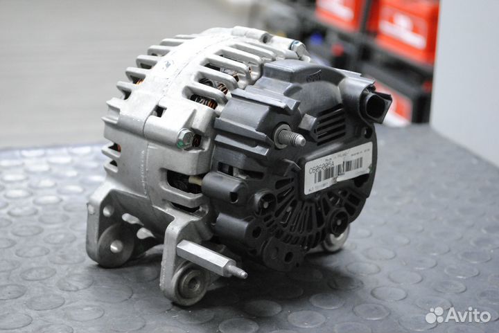 Генератор VW Golf 6, Skoda Octavia 1.4 TSi б/у