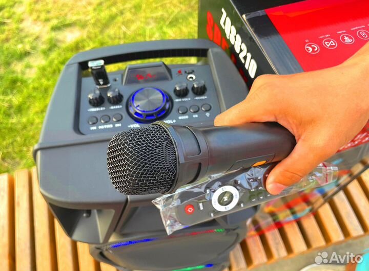 Портативная музыкальная блютуз колонка