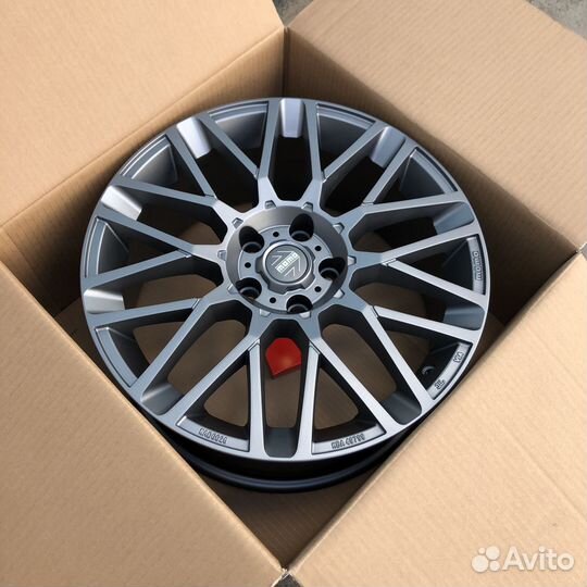 Диски Momo Revenge R18 Skoda Octavia Superb Yeti