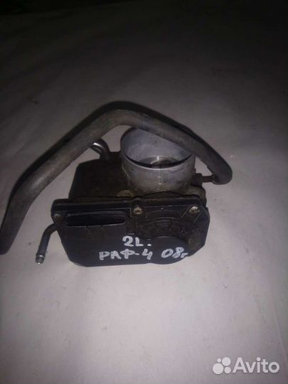 Дроссельная заслонка Toyota RAV4