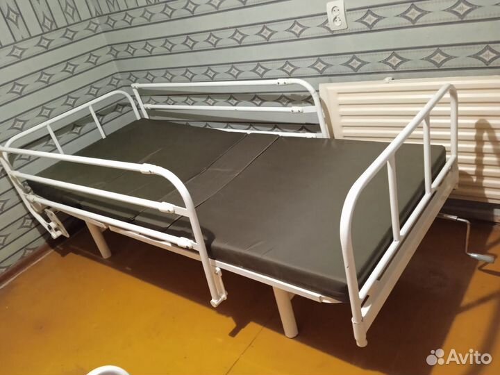 Медицинская кровать для лежачих больных бу