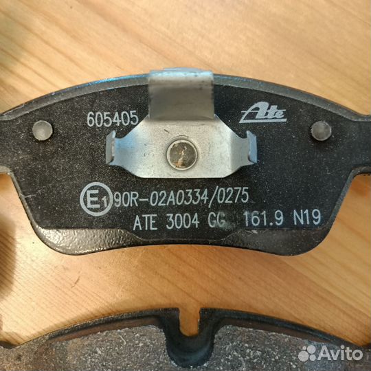 Колодки тормозные передние BMW E46