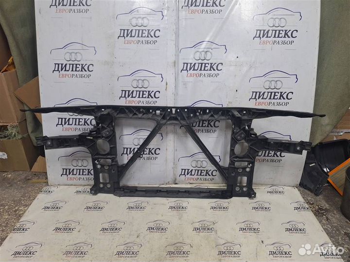 Панель передняя Audi Q7 2005