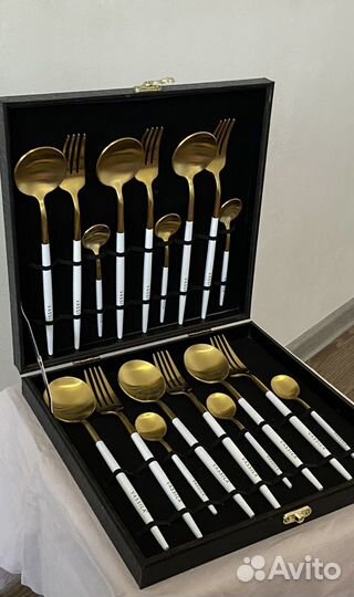 Набор столовых приборов Vassila