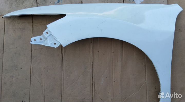 Крыло переднее левое Honda Accord 8 60260tl0g00z