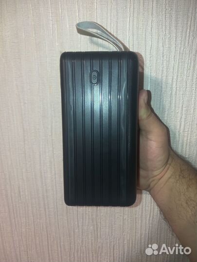 Внешний аккумулятор Bunsey 80000+ часы