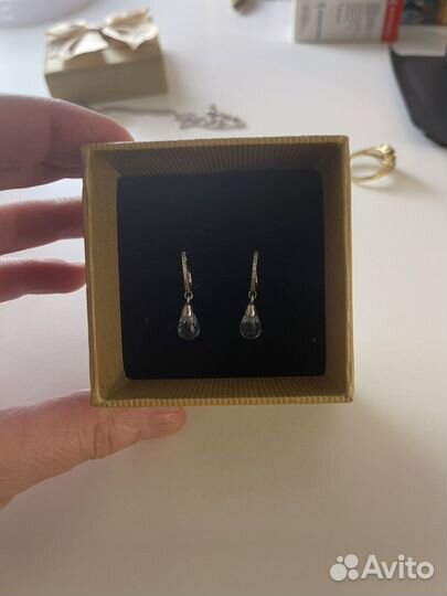 Золотые серьги