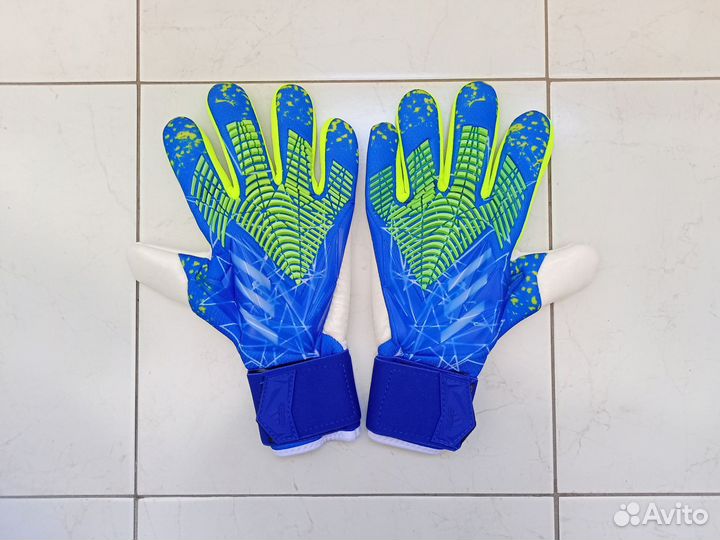 Вратарские перчатки Adidas Predator Pro 8,9,10