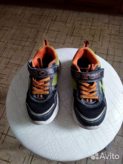 Кроссовки детские на мальчика