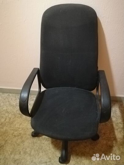 Стул кресло на колесах