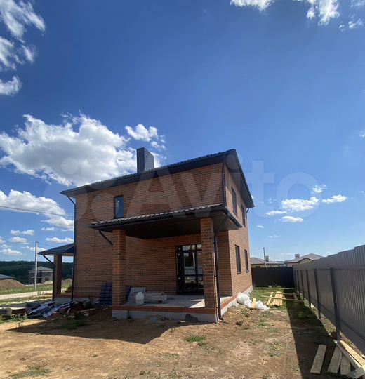 Коттедж 140 м² на участке 6 сот.