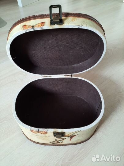 Шкатулка-сундучек для мелочей и украшений