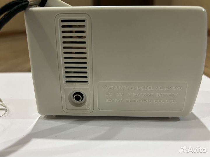 Радиоприемник Sanyo RP-1270