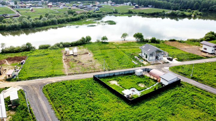 Участок 7 сот. (ИЖС)