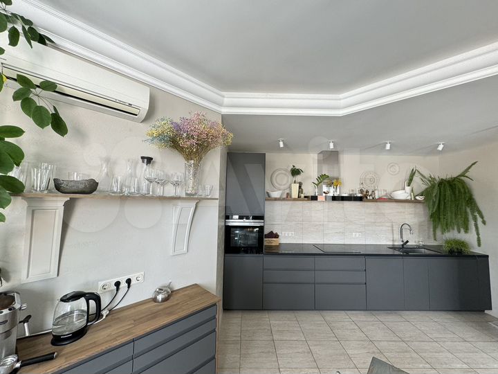 4-к. квартира, 152,8 м², 7/9 эт.