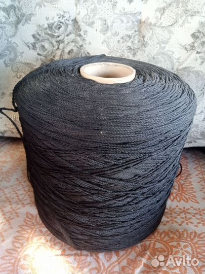 Нитки ковровые для оверлока