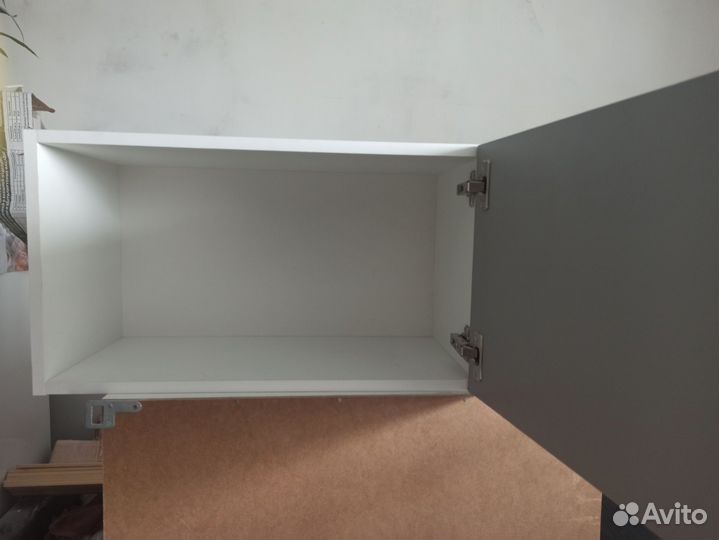 Шкаф навесной