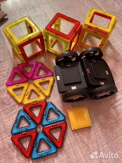 Конструктор магнитный