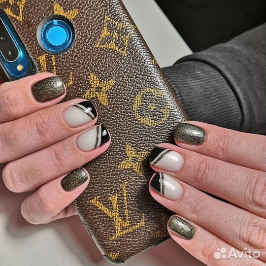 Маникюр. Педикюр