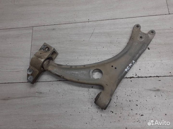 Рычаг передний левый VAG