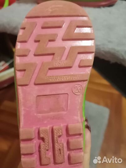 Резиновые сапоги для девочки 24,26,31 размеры