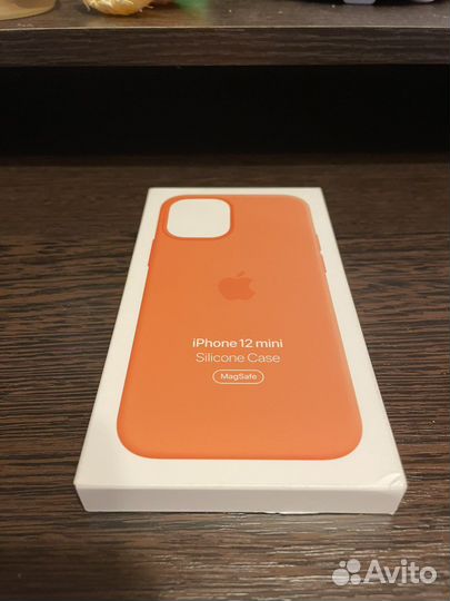 Чехол на iPhone 12 mini magsafe