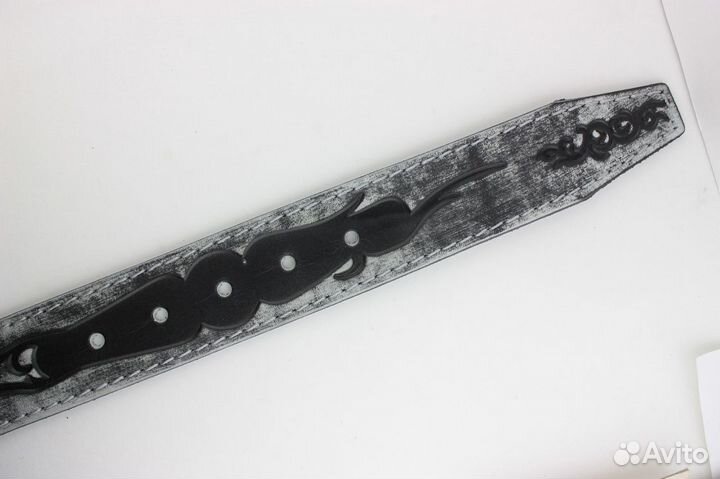 Мужской кожаный ремень 